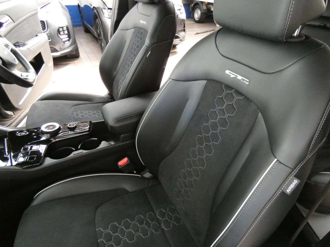 2023 KIA SPORTAGE 2023 KIA SPORTAGE