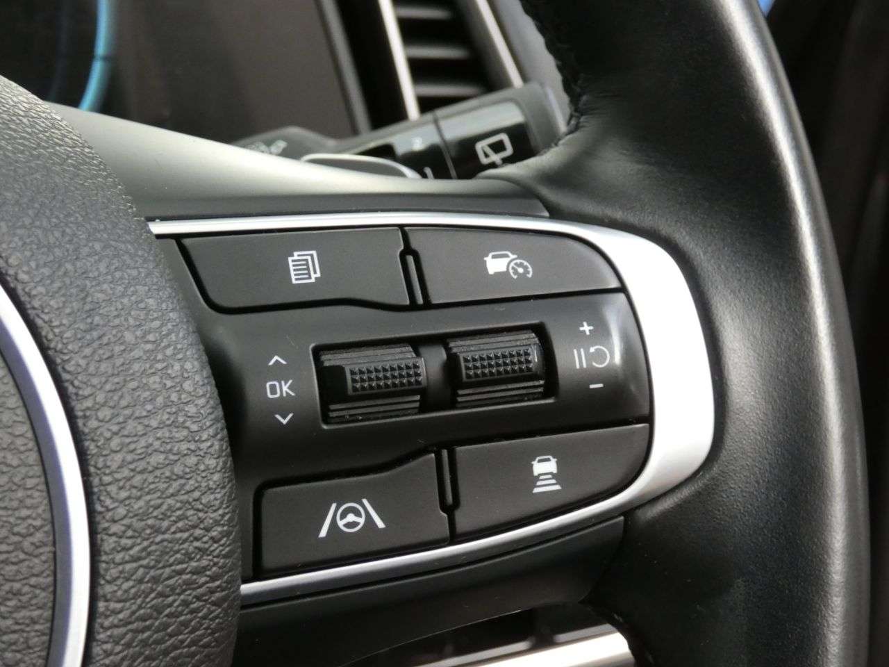 2023 KIA SPORTAGE 2023 KIA SPORTAGE