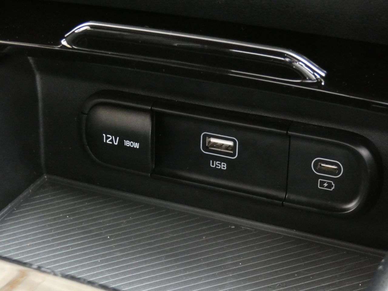 2023 KIA SPORTAGE 2023 KIA SPORTAGE