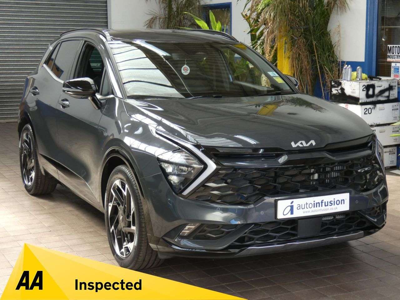 A 2023 KIA SPORTAGE 1.6 T-GDi MHEV GT-Line SUV 5dr Petrol Hybrid DCT Euro 6 (s/s) (148 bhp) LOW A 2023 KIA SPORTAGE 1.6 T-GDi MHEV GT-Line SUV 5dr Petrol Hybrid DCT Euro 6 (s/s) (148 bhp) LOW