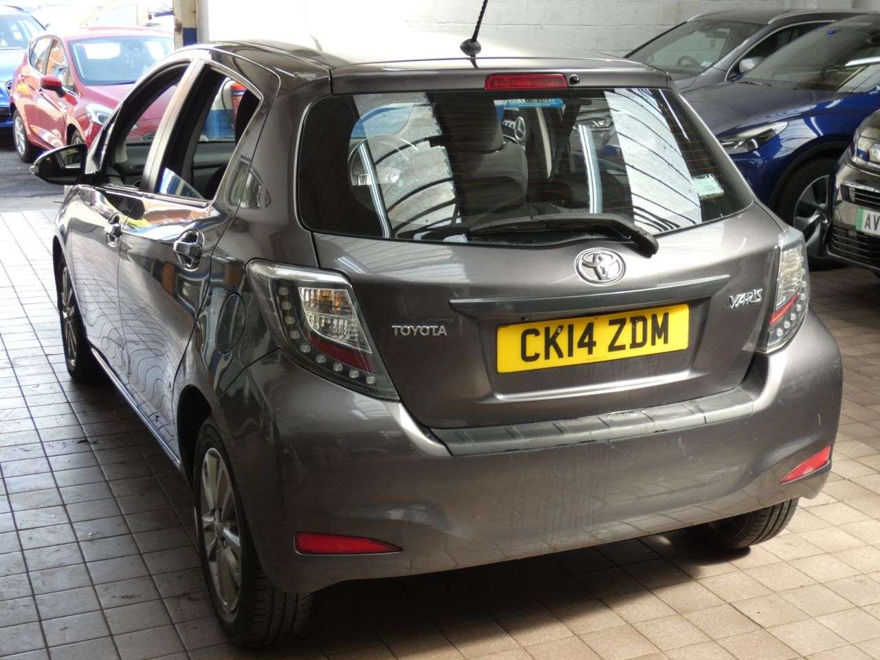 2014 TOYOTA YARIS 2014 TOYOTA YARIS