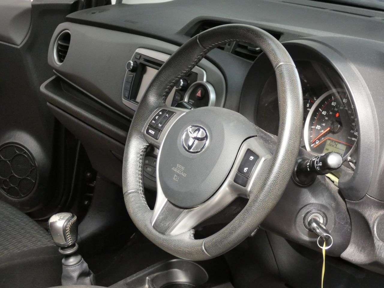 2014 TOYOTA YARIS 2014 TOYOTA YARIS