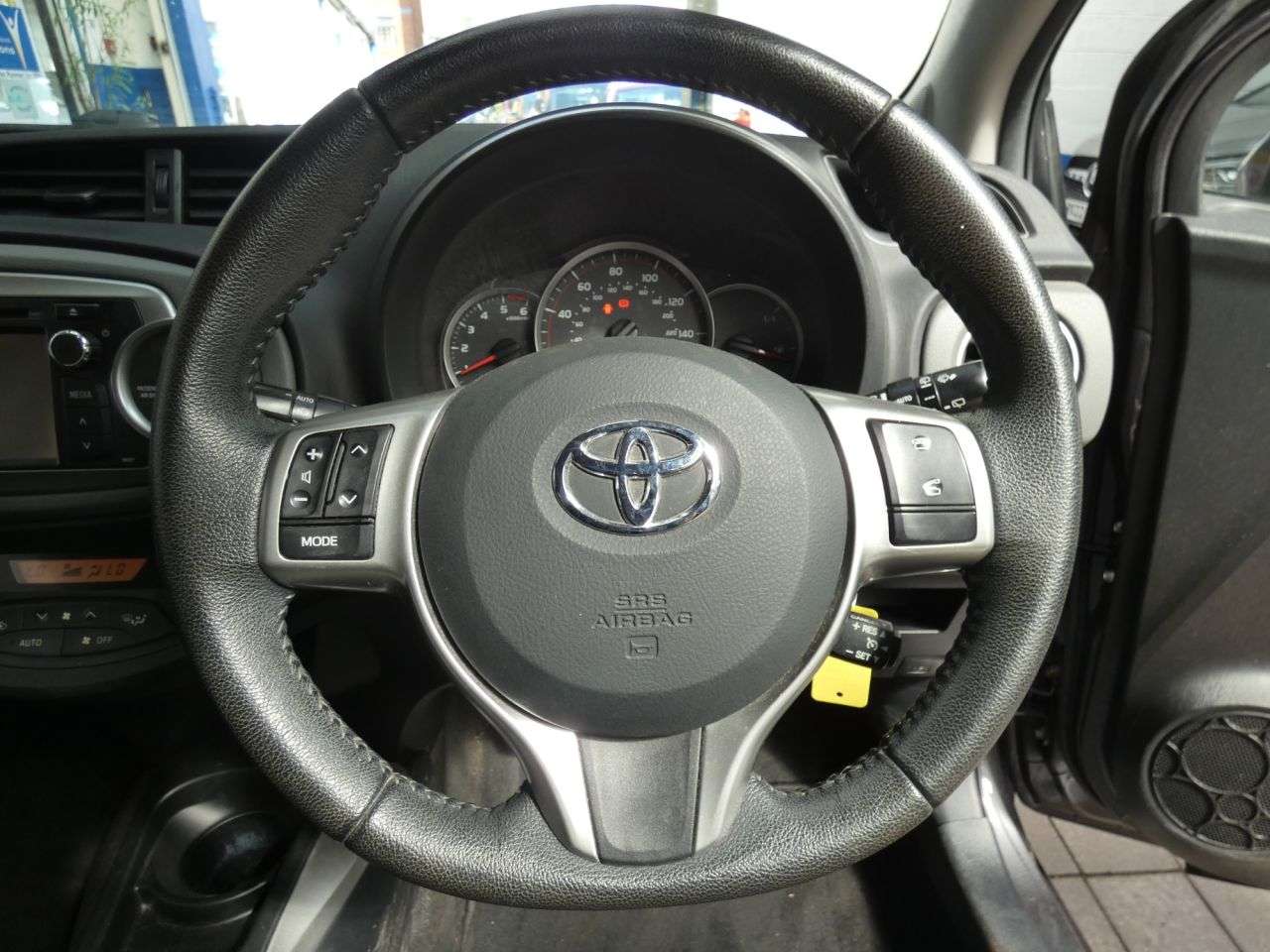 2014 TOYOTA YARIS 2014 TOYOTA YARIS
