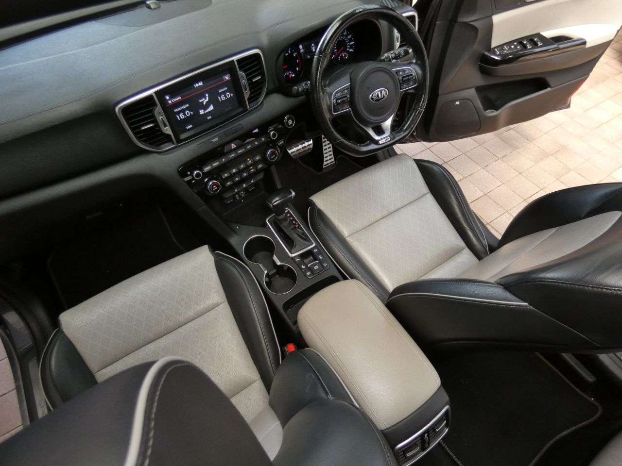 2018 KIA SPORTAGE 2018 KIA SPORTAGE