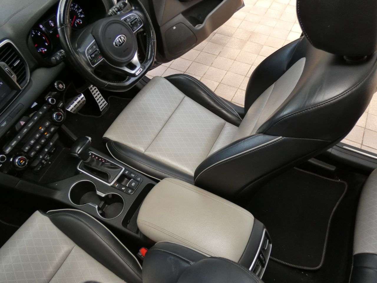 2018 KIA SPORTAGE 2018 KIA SPORTAGE