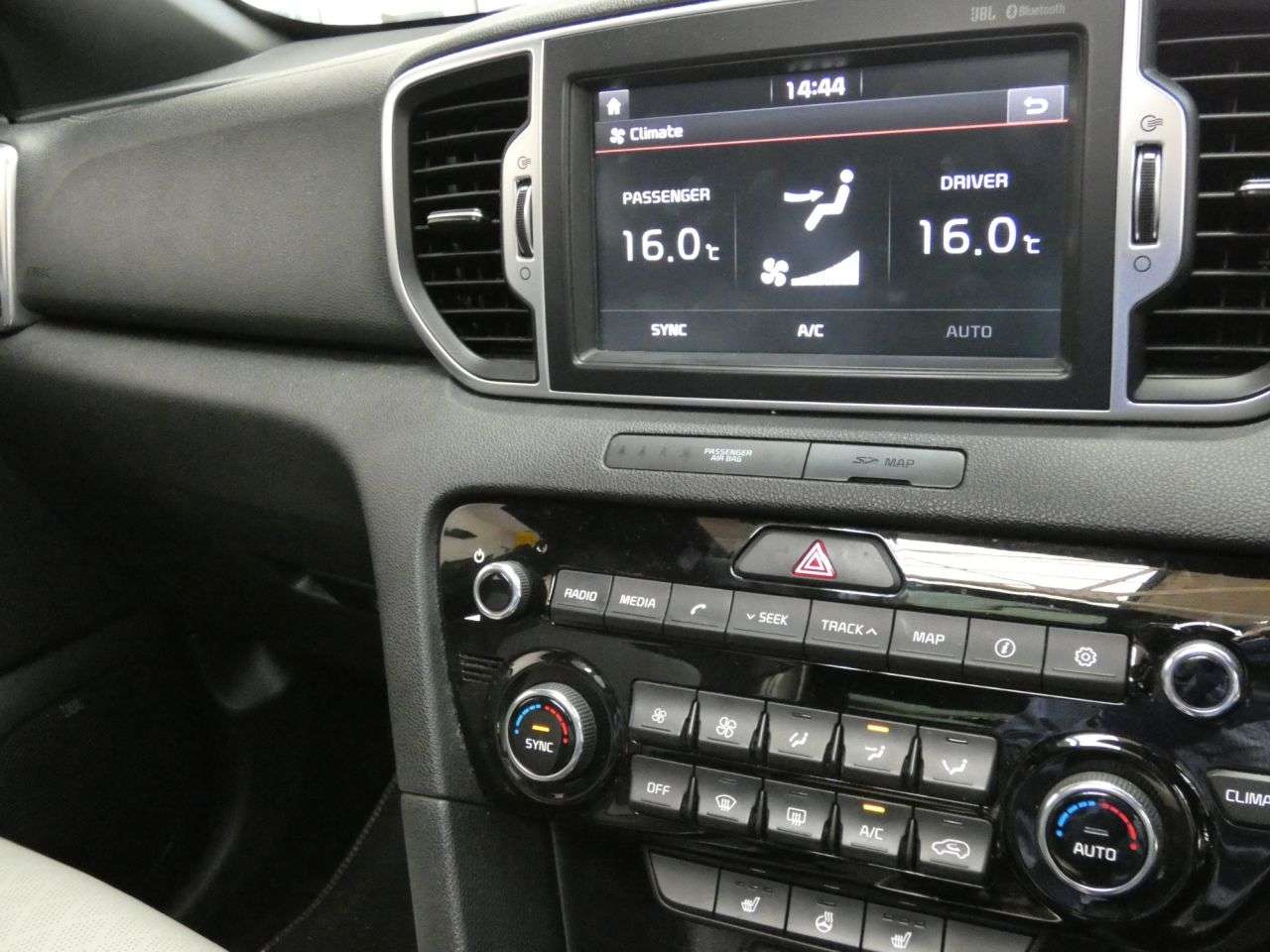 2018 KIA SPORTAGE 2018 KIA SPORTAGE