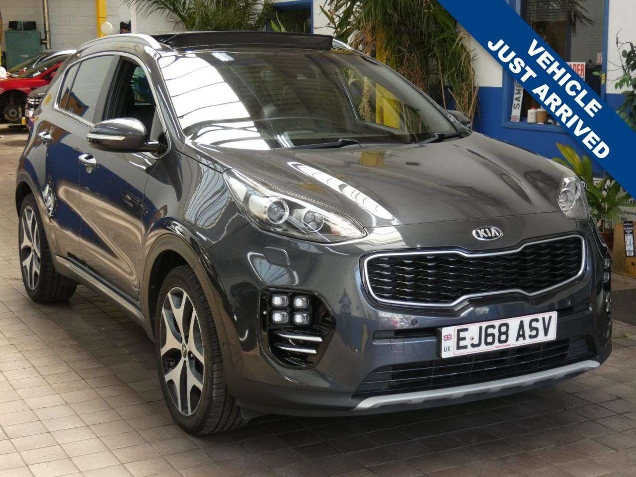 A 2018 KIA SPORTAGE 1.6 T-GDi GT-Line S SUV 5dr Petrol DCT AWD Euro 6 (s/s) (174 bhp) 2 OWNER 7 A 2018 KIA SPORTAGE 1.6 T-GDi GT-Line S SUV 5dr Petrol DCT AWD Euro 6 (s/s) (174 bhp) 2 OWNER 7