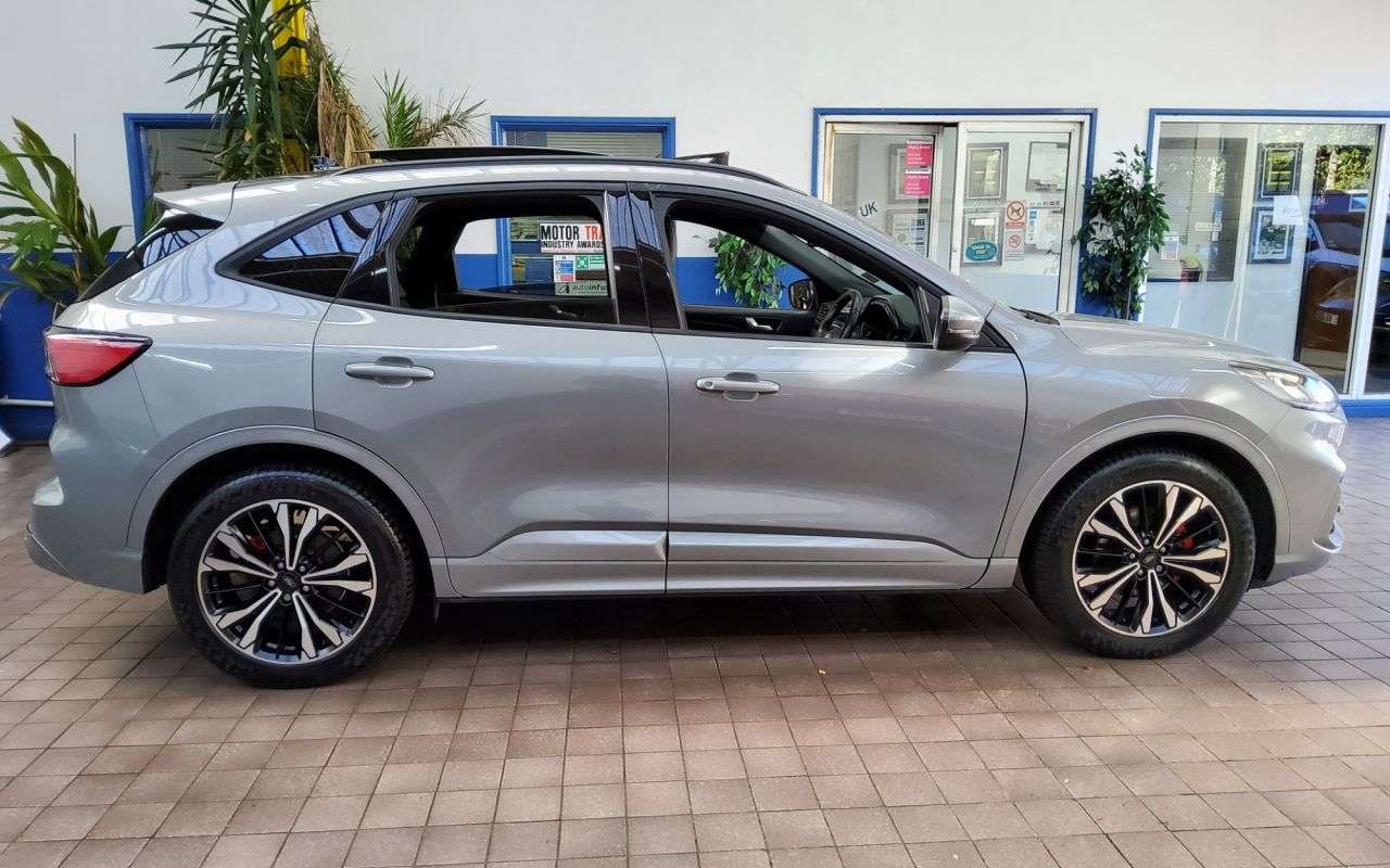 2023 FORD KUGA 2023 FORD KUGA