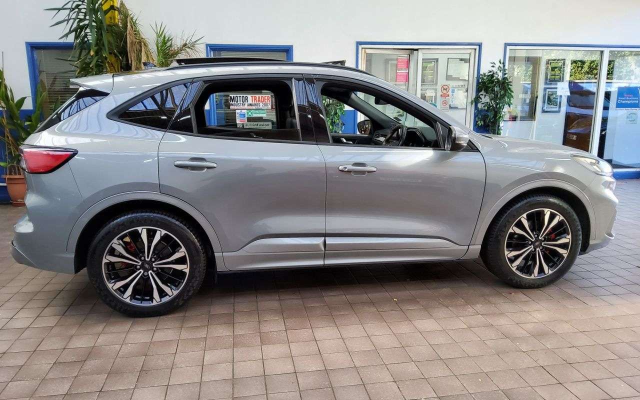 2023 FORD KUGA 2023 FORD KUGA