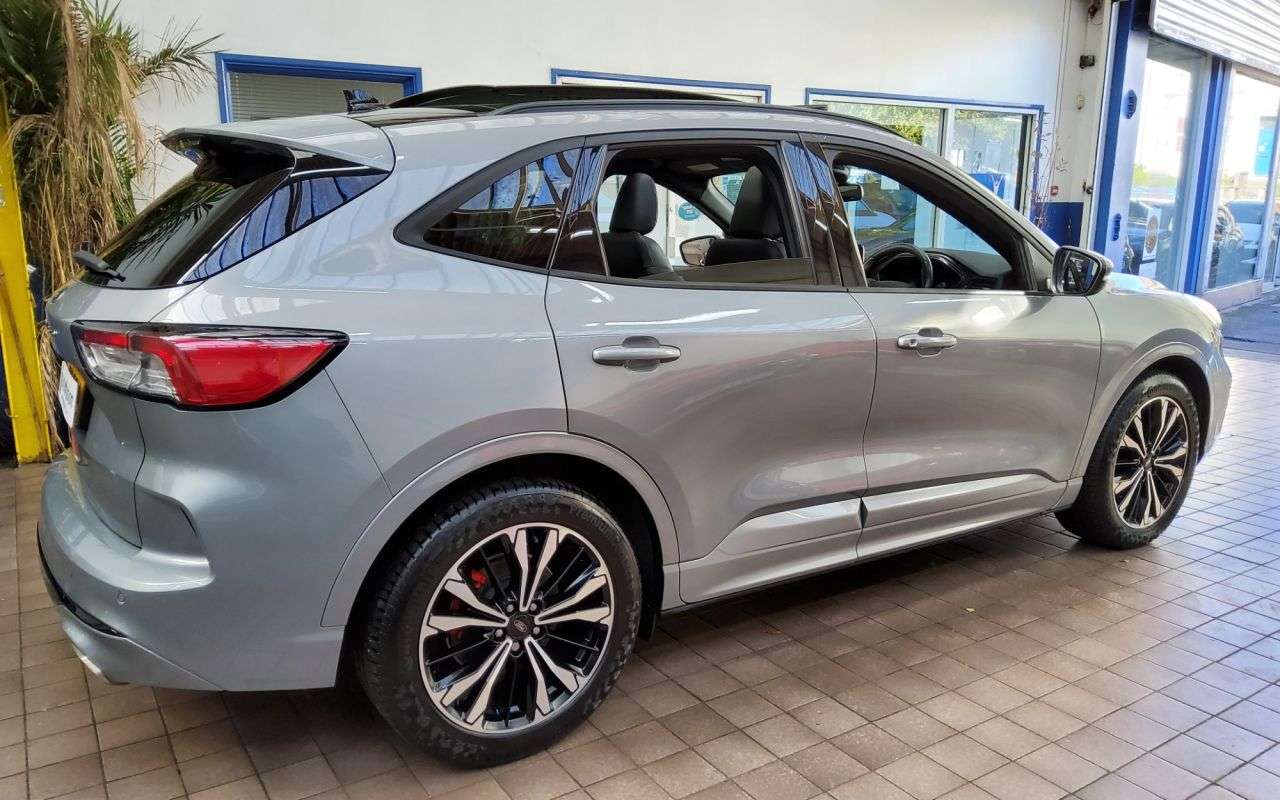 2023 FORD KUGA 2023 FORD KUGA