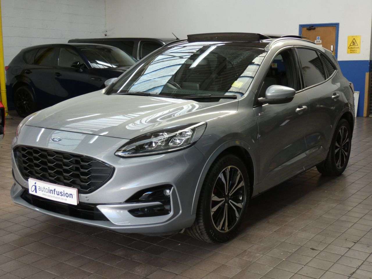 A 2023 FORD KUGA 1.5T EcoBoost ST-Line X Edition SUV 5dr Petrol Manual Euro 6 (s/s) (150 ps) A 2023 FORD KUGA 1.5T EcoBoost ST-Line X Edition SUV 5dr Petrol Manual Euro 6 (s/s) (150 ps)