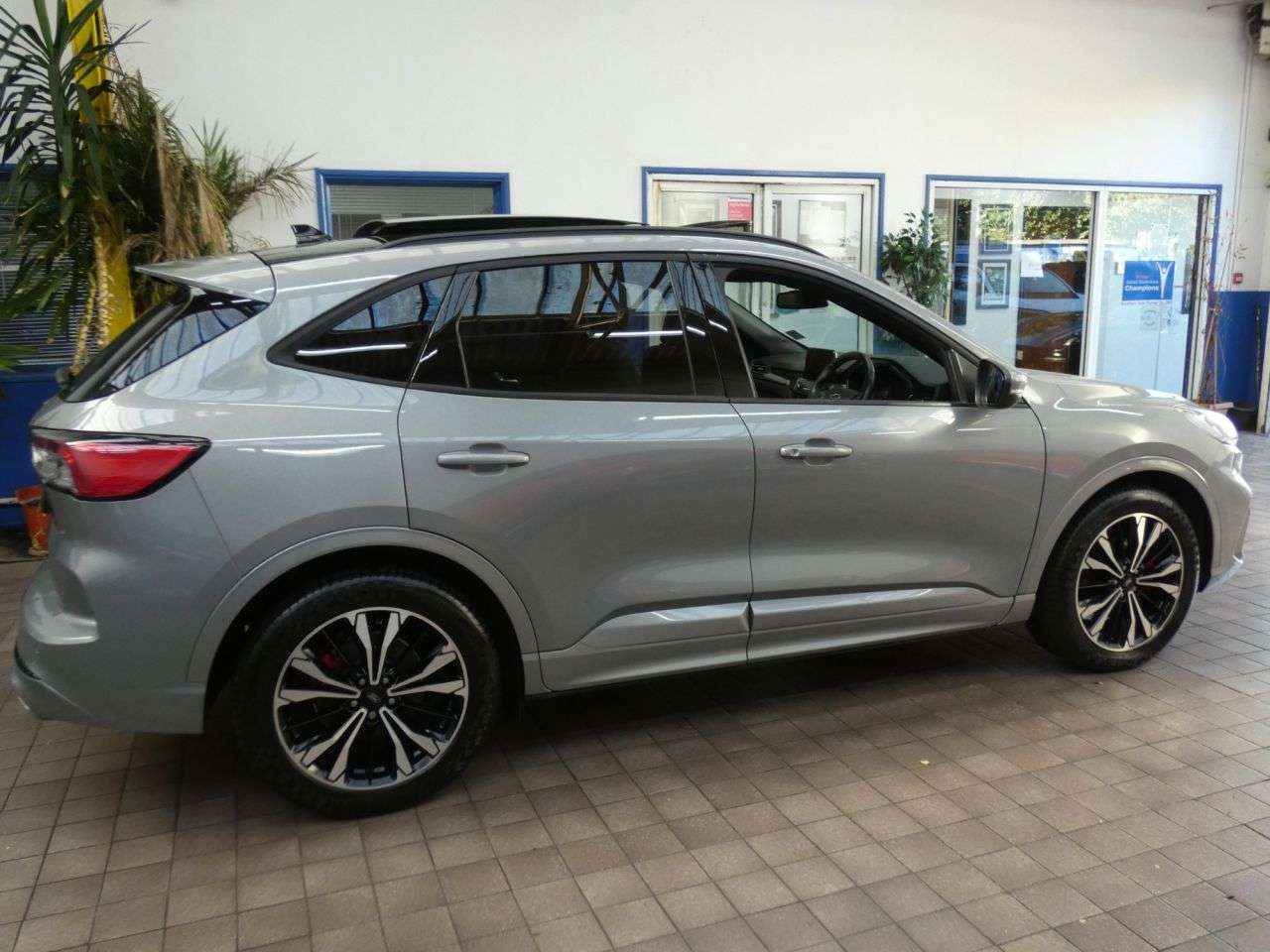 2023 FORD KUGA 2023 FORD KUGA