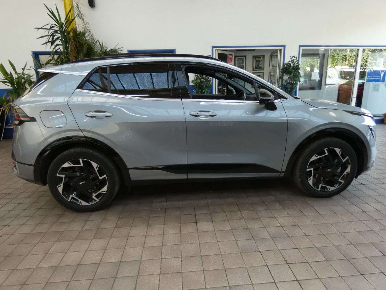 2025 KIA SPORTAGE 2025 KIA SPORTAGE