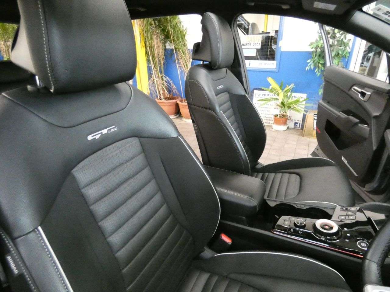 2025 KIA SPORTAGE 2025 KIA SPORTAGE