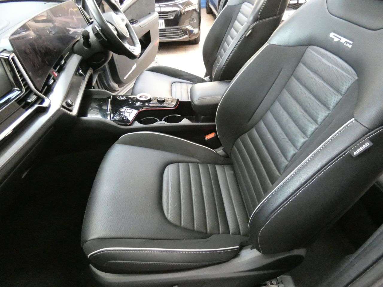 2025 KIA SPORTAGE 2025 KIA SPORTAGE