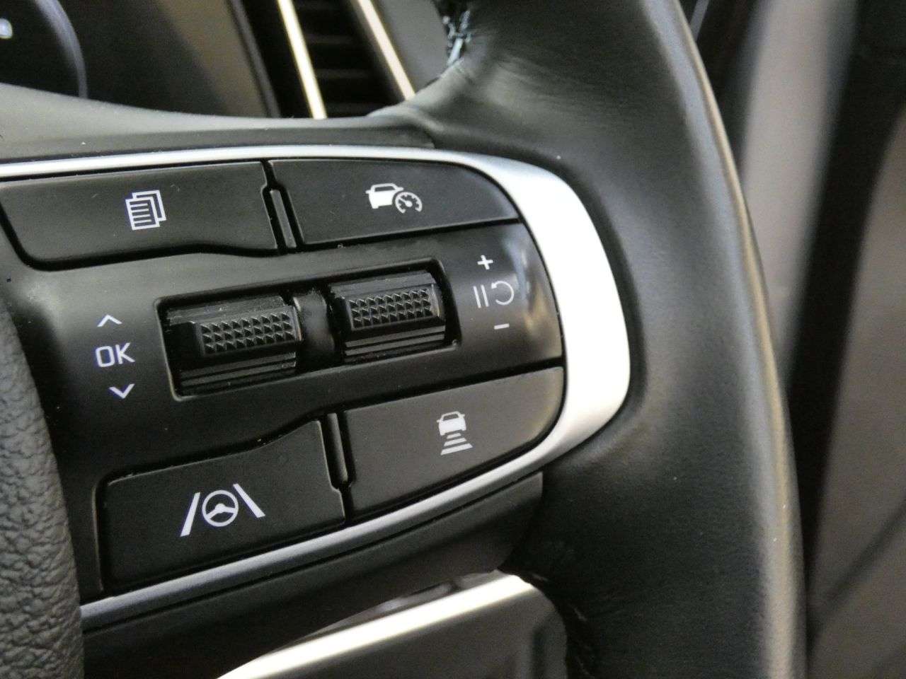 2025 KIA SPORTAGE 2025 KIA SPORTAGE