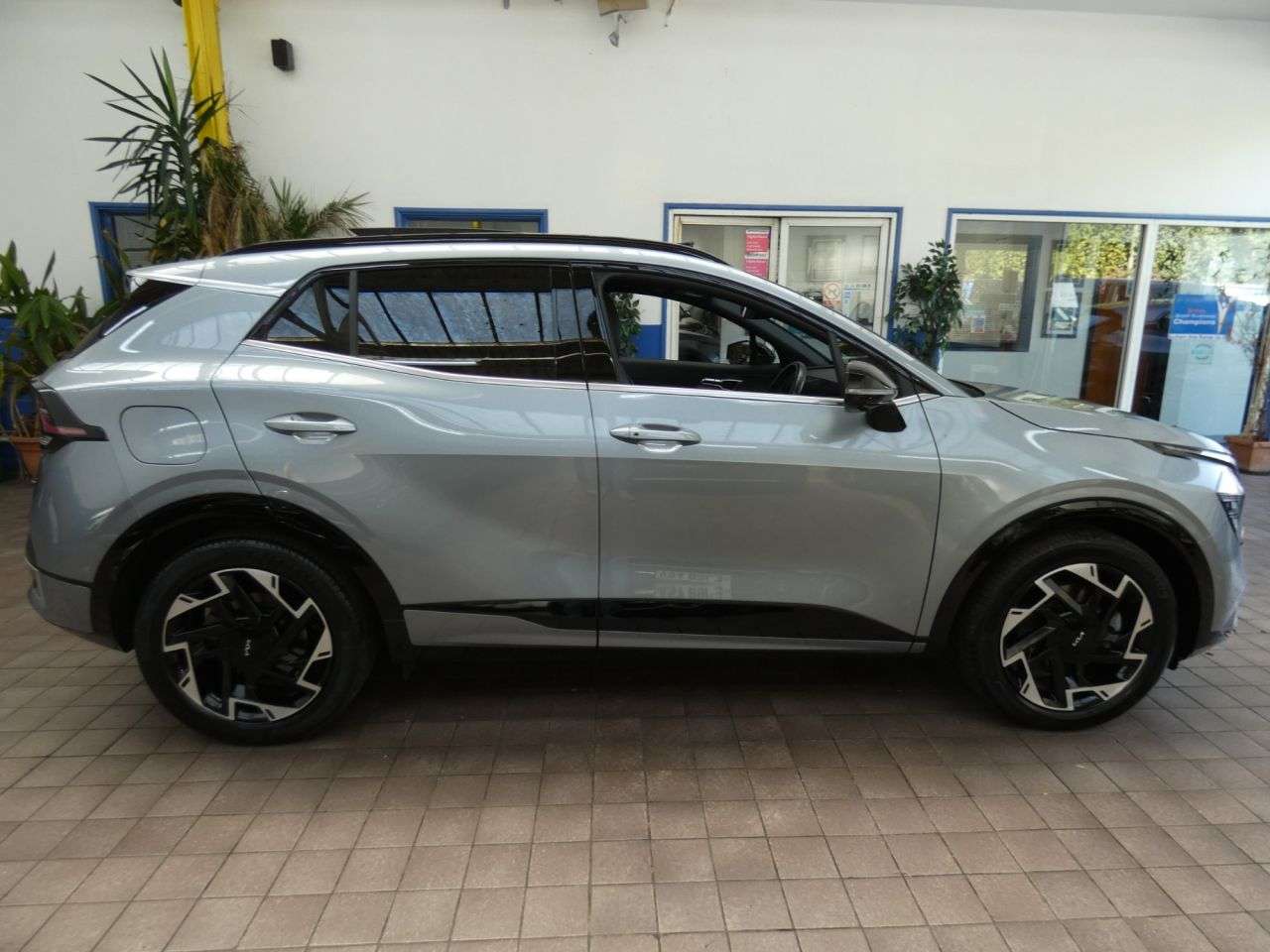 2025 KIA SPORTAGE 2025 KIA SPORTAGE