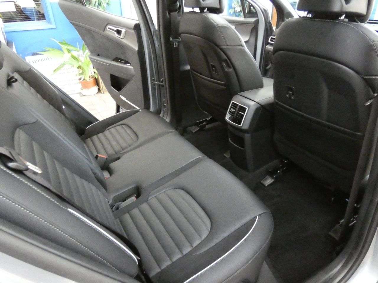 2025 KIA SPORTAGE 2025 KIA SPORTAGE