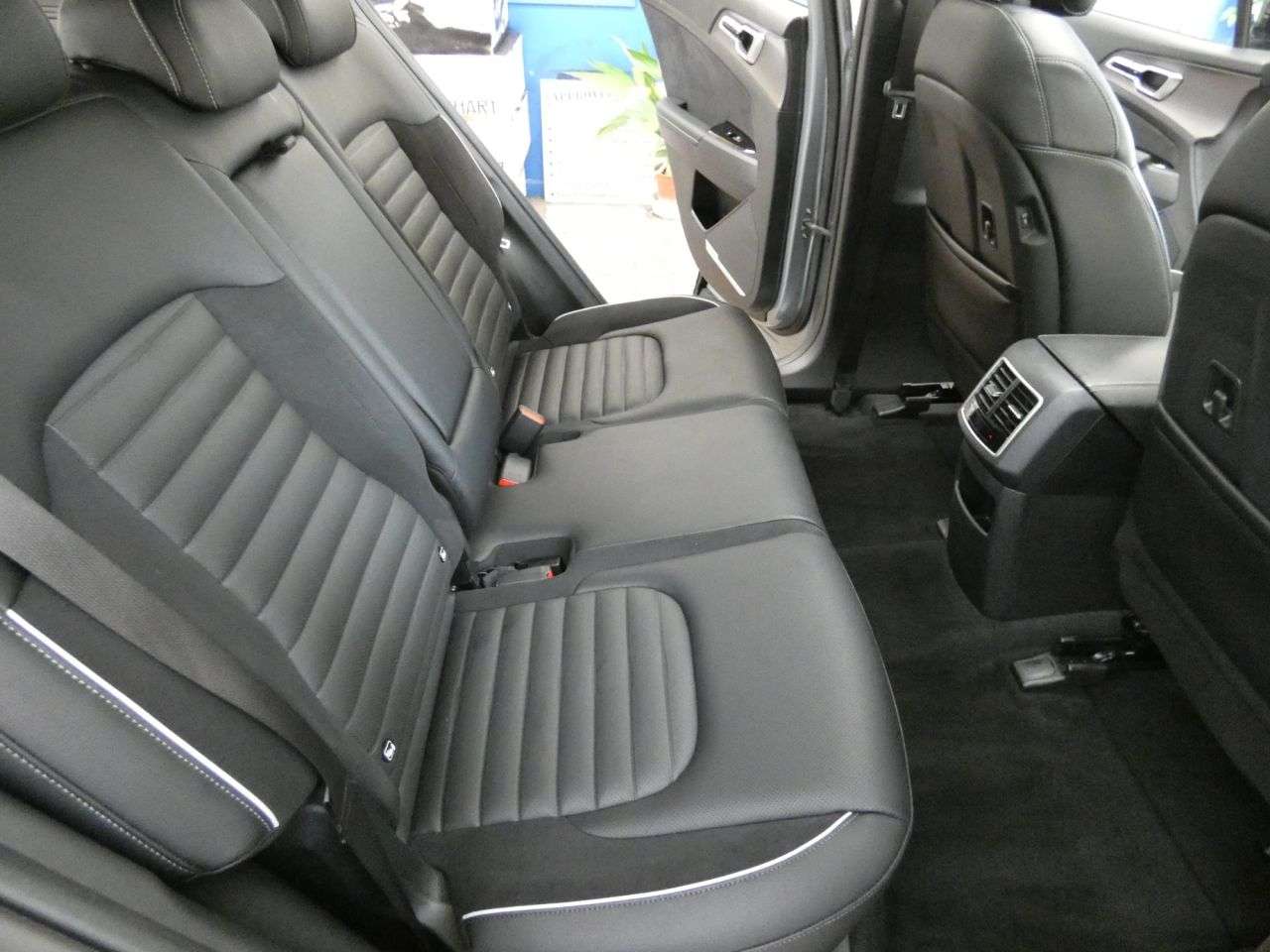 2025 KIA SPORTAGE 2025 KIA SPORTAGE