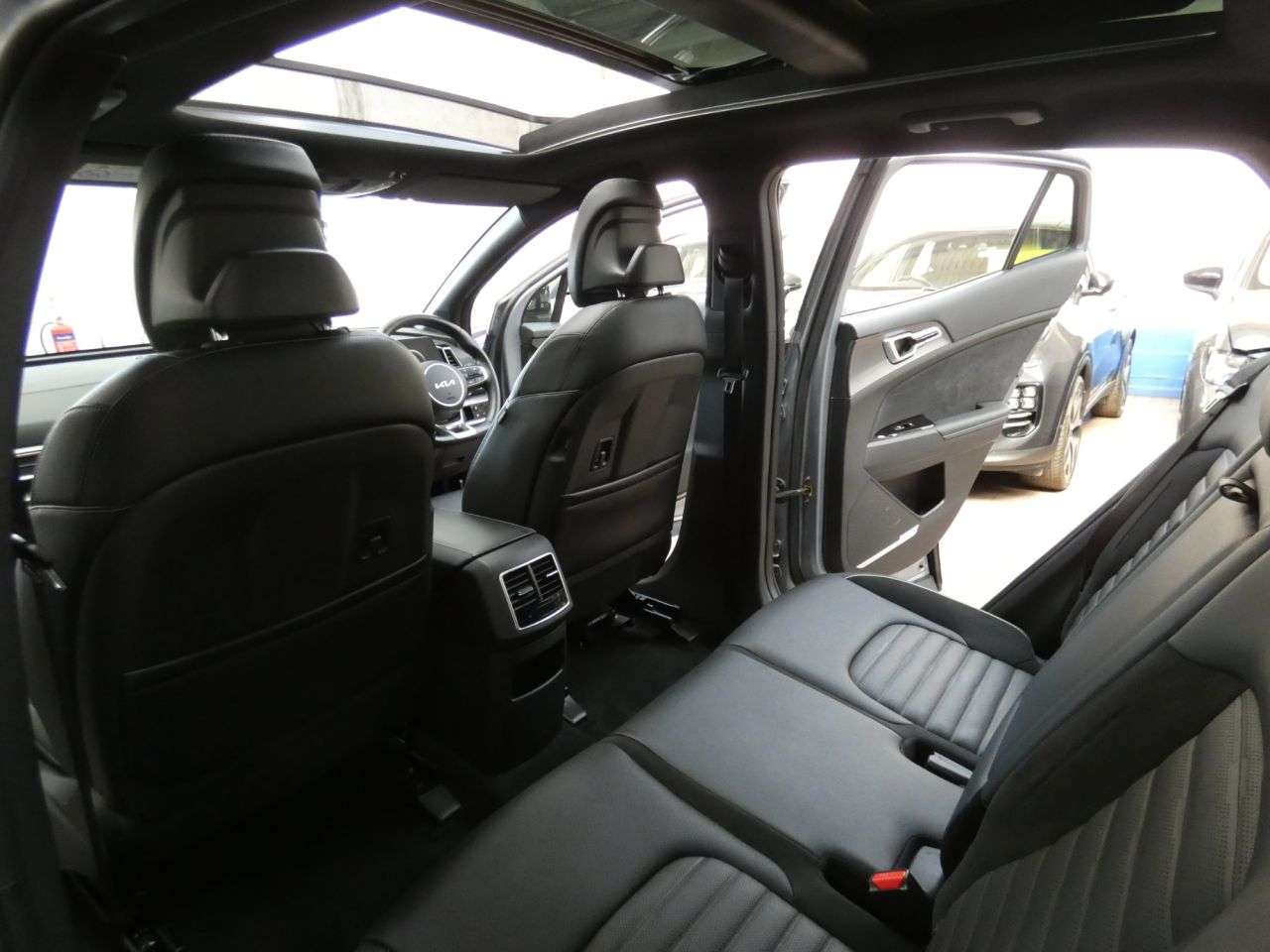 2025 KIA SPORTAGE 2025 KIA SPORTAGE