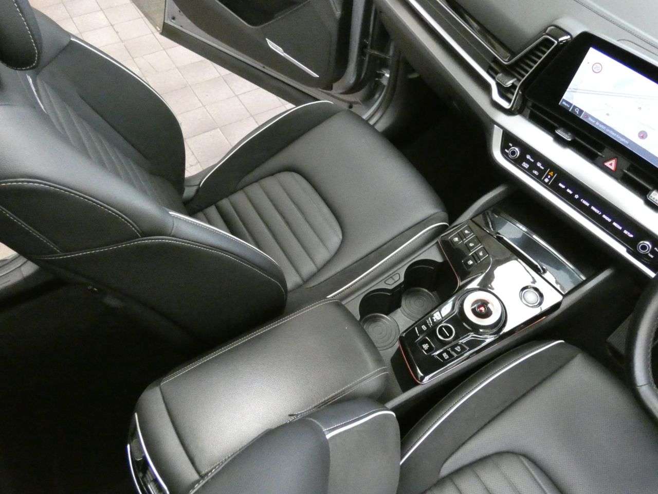 2025 KIA SPORTAGE 2025 KIA SPORTAGE