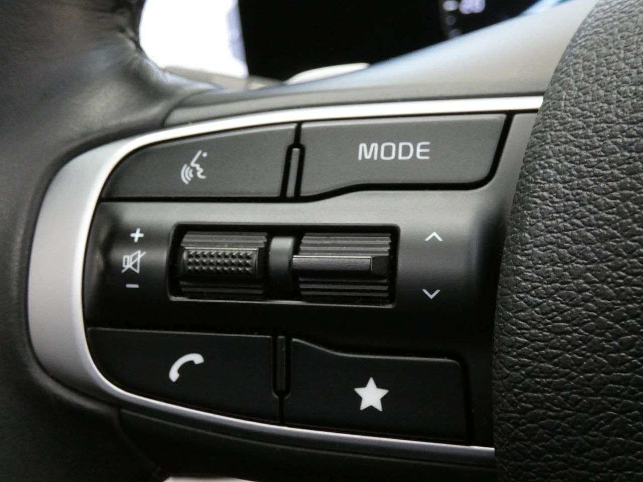 2025 KIA SPORTAGE 2025 KIA SPORTAGE