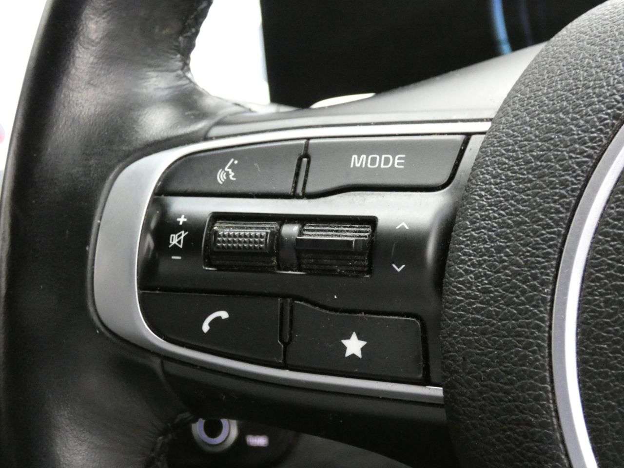 2025 KIA SPORTAGE 2025 KIA SPORTAGE
