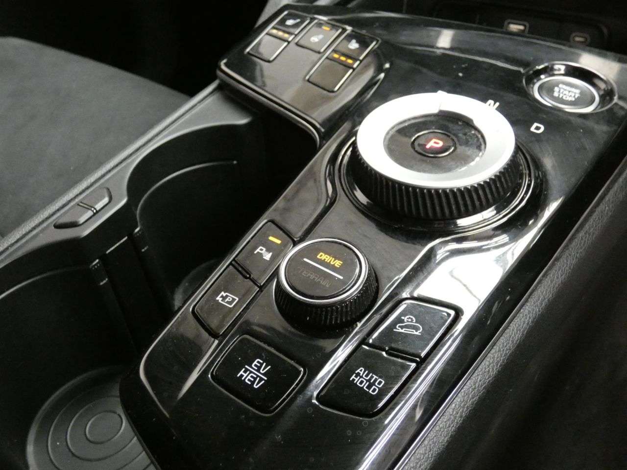 2025 KIA SPORTAGE 2025 KIA SPORTAGE