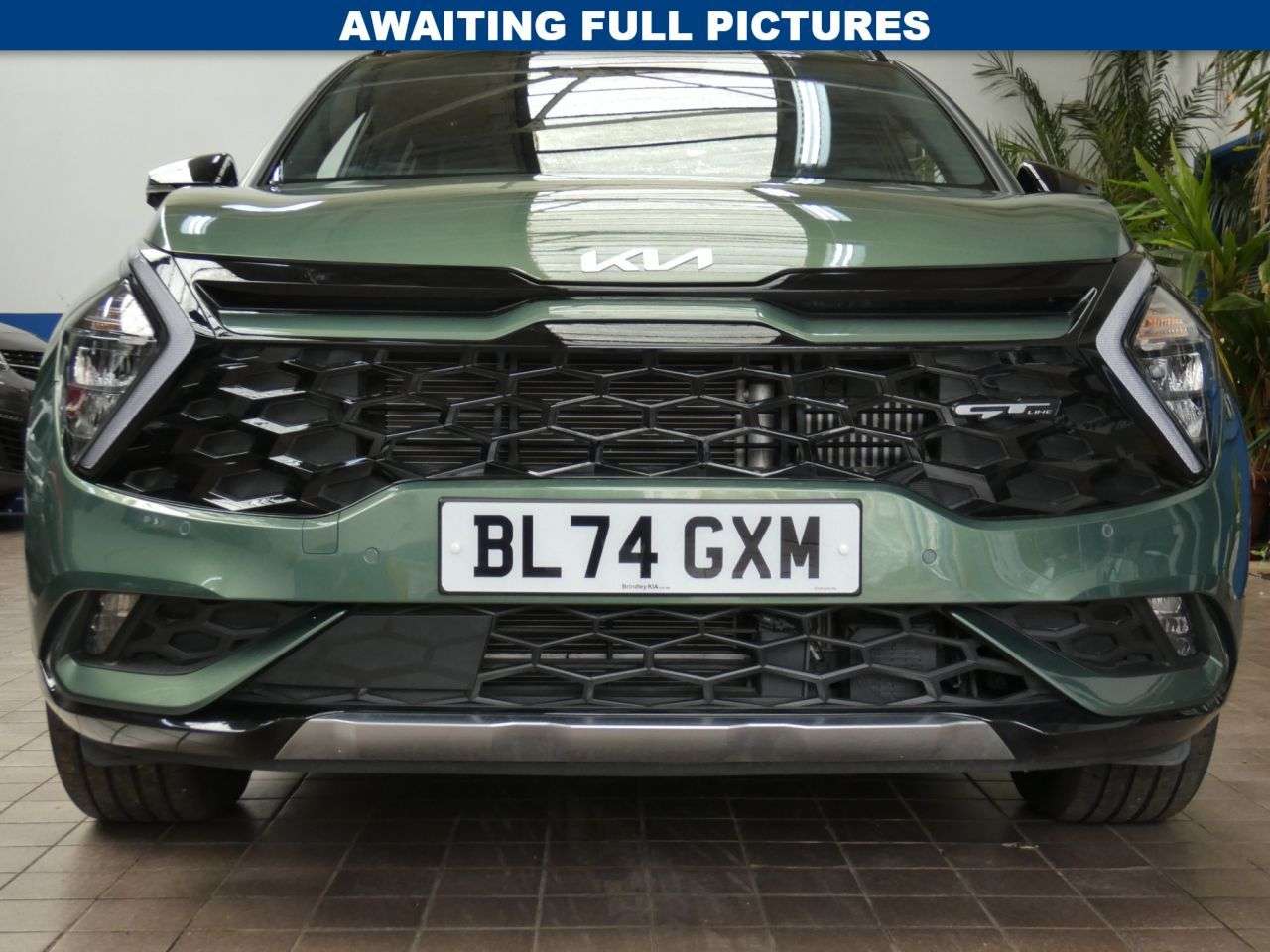 A 2025 KIA SPORTAGE 1.6 T-GDi 13.8kWh GT-Line SUV 5dr Petrol Plug-in Hybrid Auto AWD Euro 6 (s/ A 2025 KIA SPORTAGE 1.6 T-GDi 13.8kWh GT-Line SUV 5dr Petrol Plug-in Hybrid Auto AWD Euro 6 (s/
