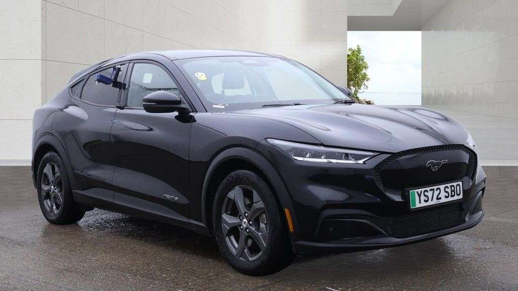 A 2022 FORD MUSTANG MACH-E Standard Range 70kWh SUV 5dr Electric Automatic (269 ps) LOW MILEAGE 1 OWNE A 2022 FORD MUSTANG MACH-E Standard Range 70kWh SUV 5dr Electric Automatic (269 ps) LOW MILEAGE 1 OWNE