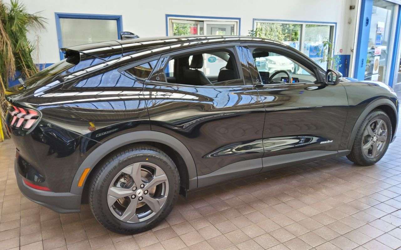 2022 FORD MUSTANG MACH-E 2022 FORD MUSTANG MACH-E
