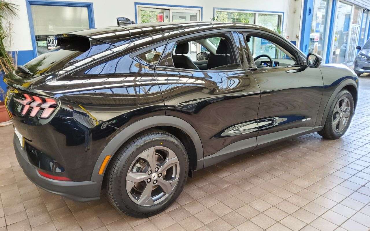 2022 FORD MUSTANG MACH-E 2022 FORD MUSTANG MACH-E
