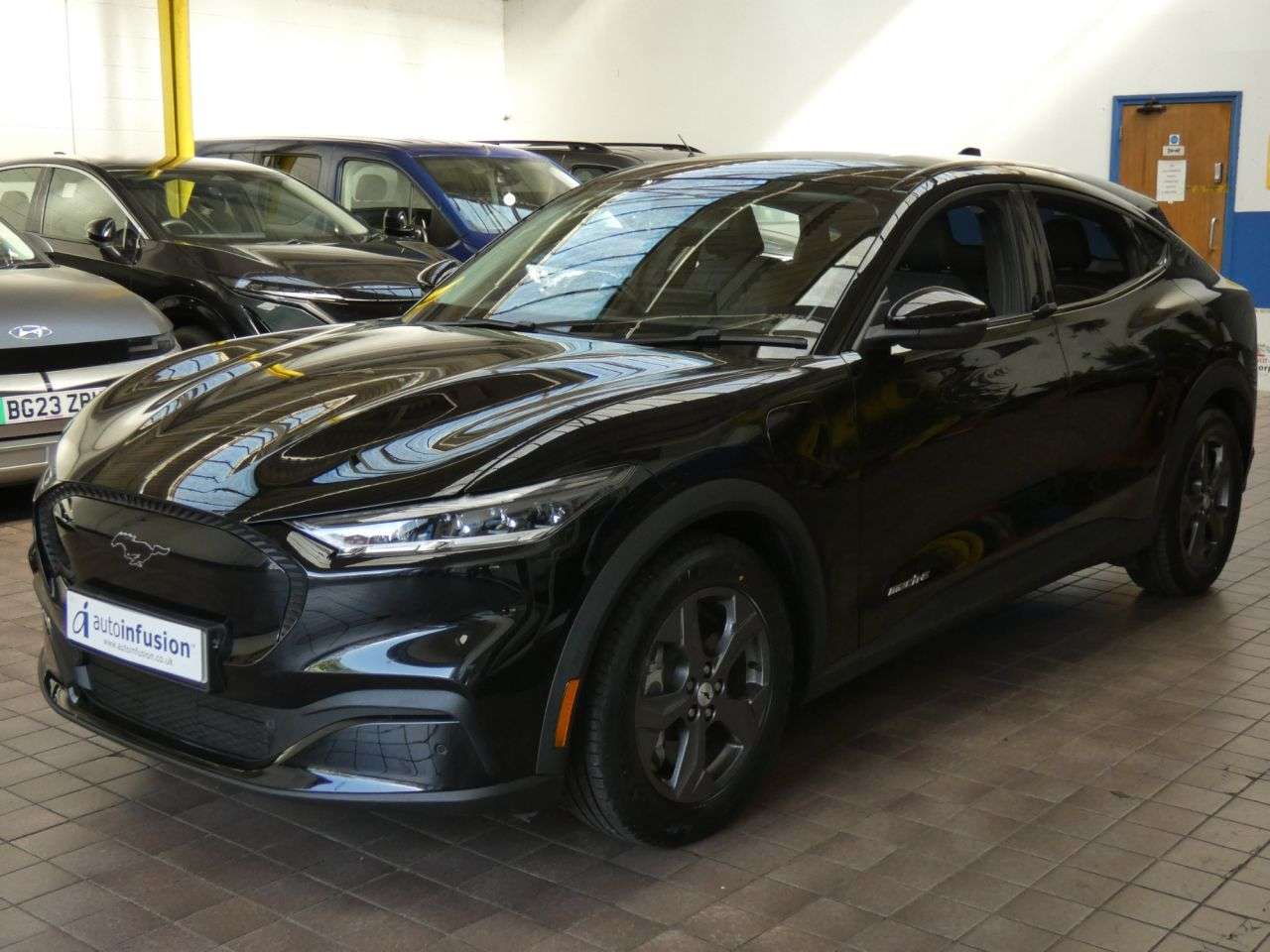 A 2022 FORD MUSTANG MACH-E Standard Range 70kWh SUV 5dr Electric Automatic (269 ps) LOW MILEAGE 1 OWNE A 2022 FORD MUSTANG MACH-E Standard Range 70kWh SUV 5dr Electric Automatic (269 ps) LOW MILEAGE 1 OWNE
