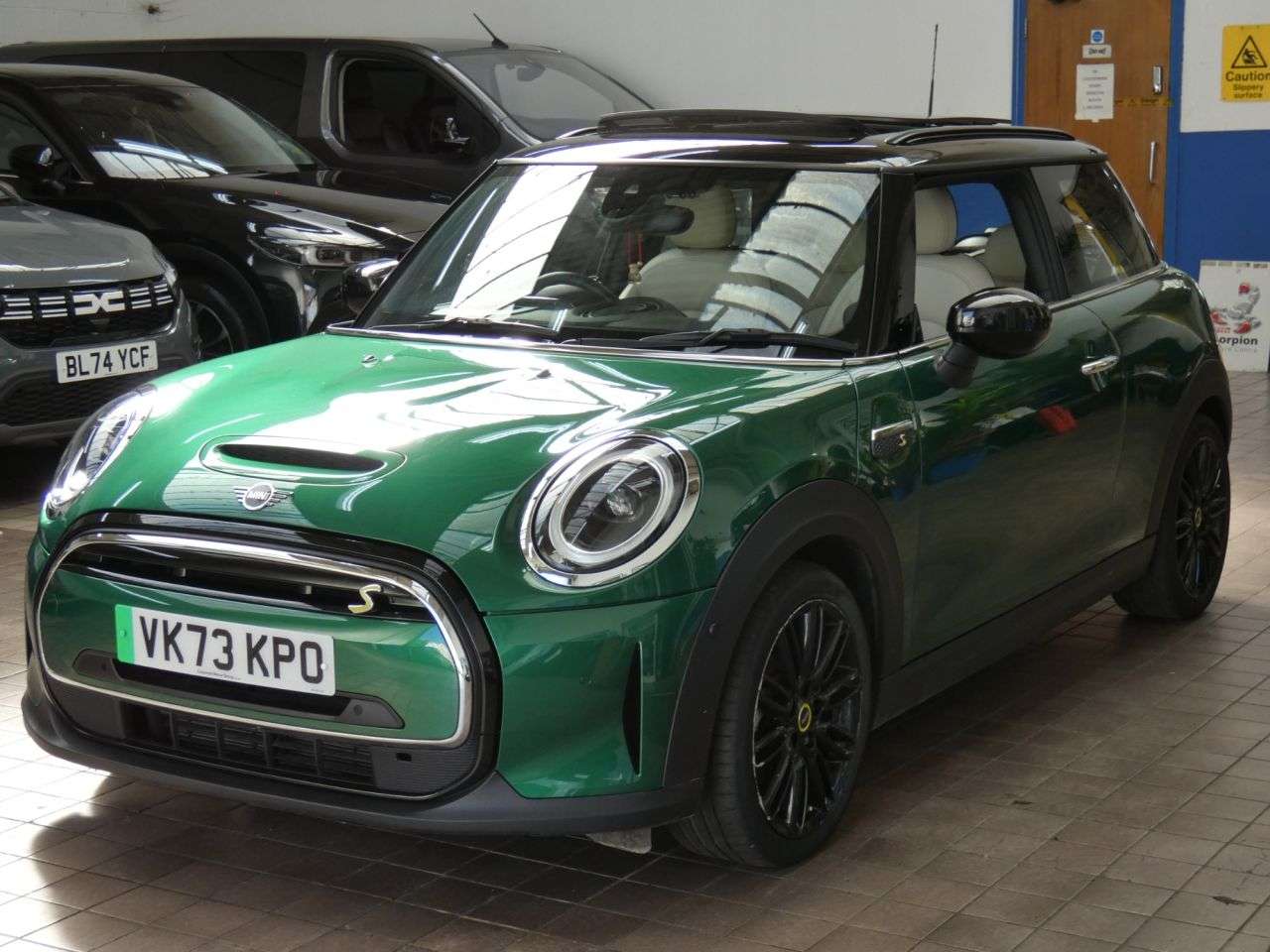 2023 MINI ELECTRIC HATCH 2023 MINI ELECTRIC HATCH