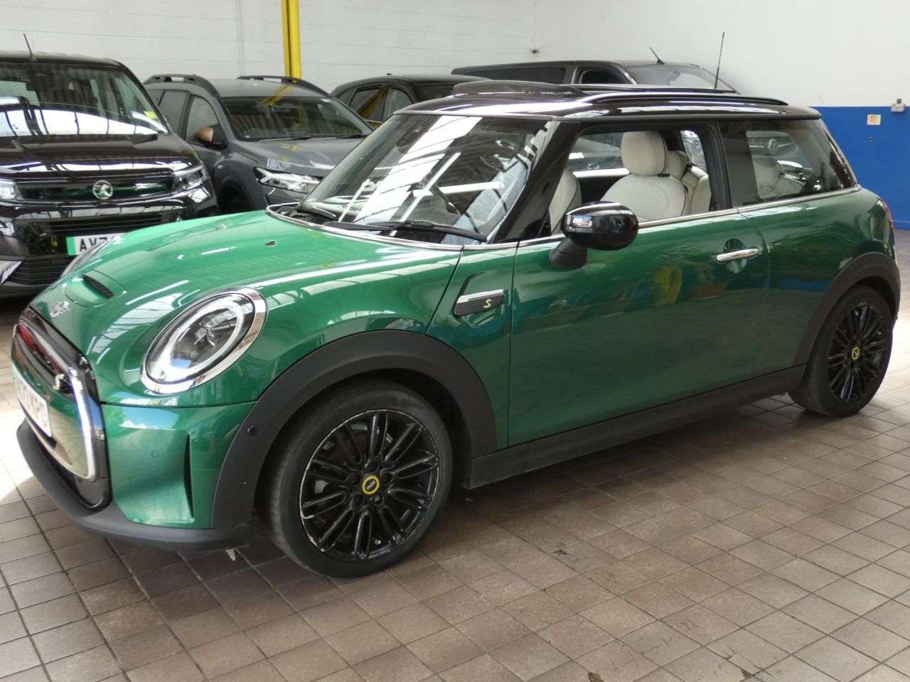2023 MINI ELECTRIC HATCH 2023 MINI ELECTRIC HATCH