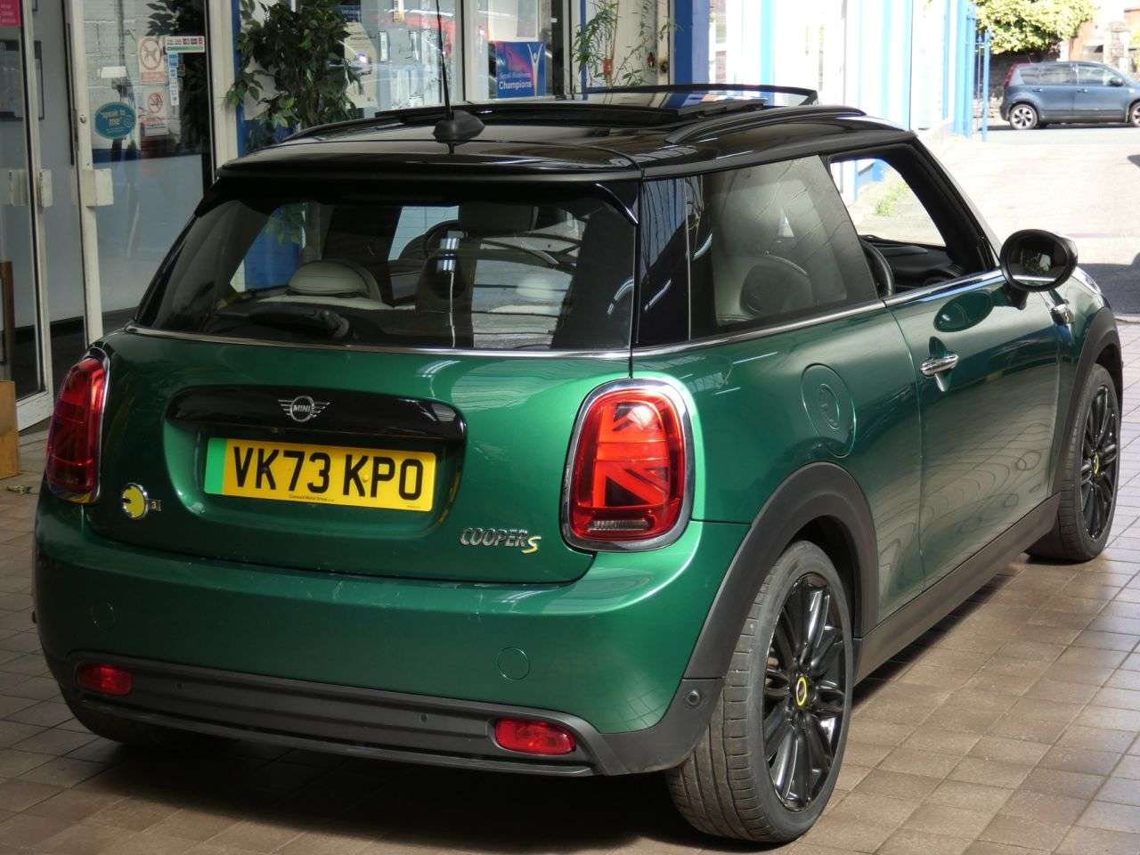 2023 MINI ELECTRIC HATCH 2023 MINI ELECTRIC HATCH