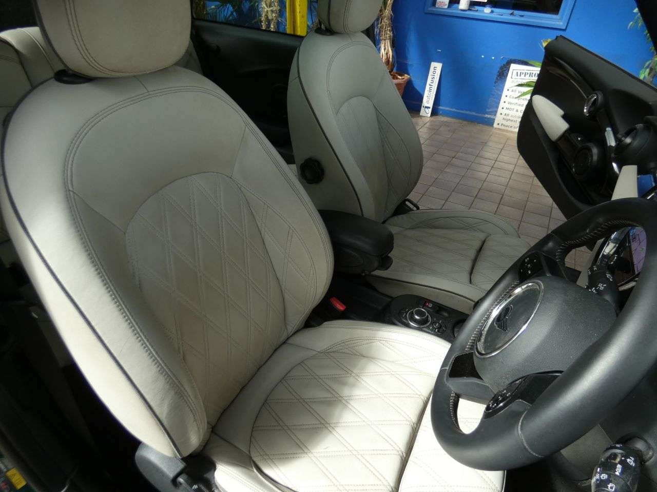 2023 MINI ELECTRIC HATCH 2023 MINI ELECTRIC HATCH