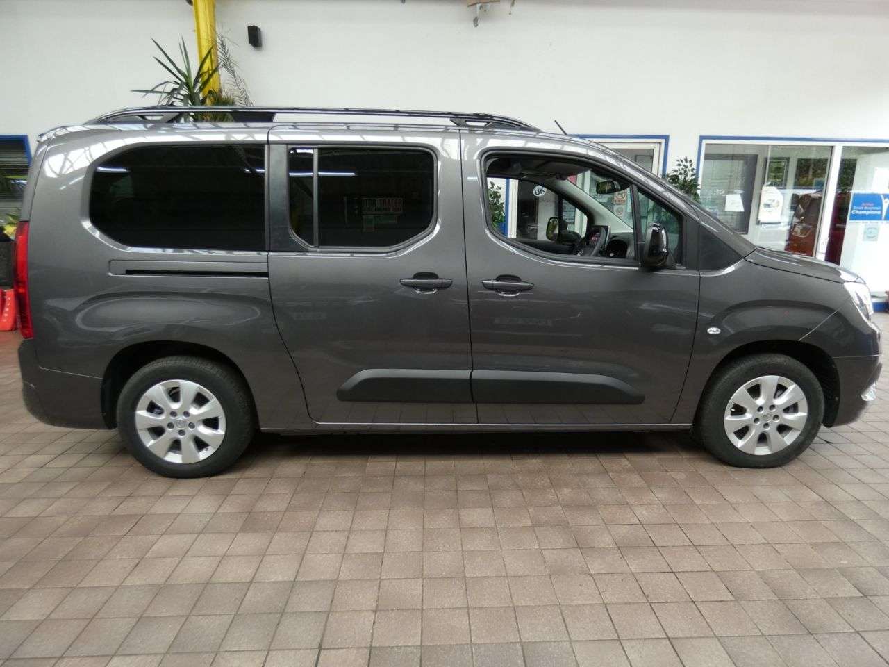 2023 VAUXHALL COMBO LIFE ELECTRIC 2023 VAUXHALL COMBO LIFE ELECTRIC