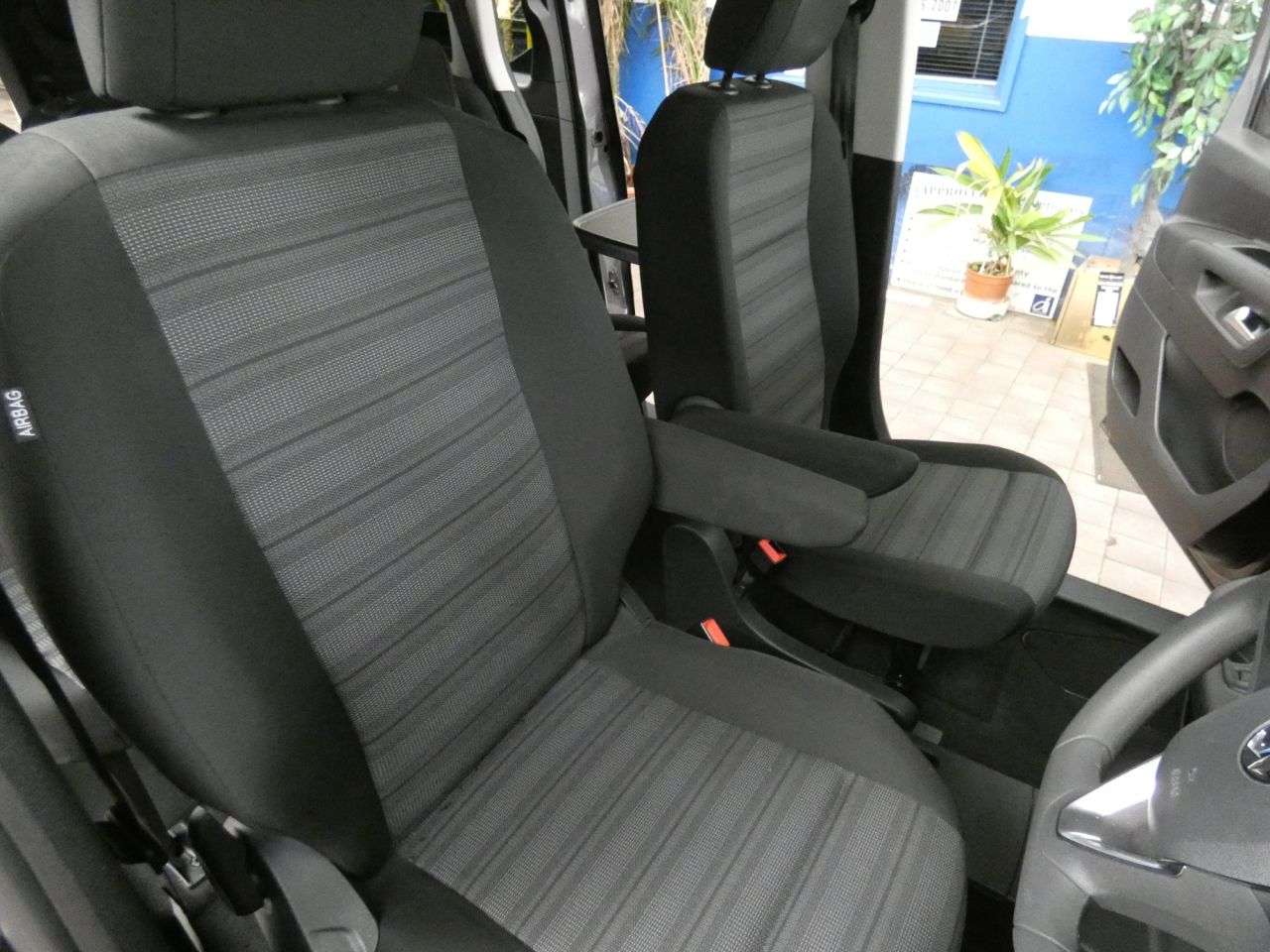 2023 VAUXHALL COMBO LIFE ELECTRIC 2023 VAUXHALL COMBO LIFE ELECTRIC