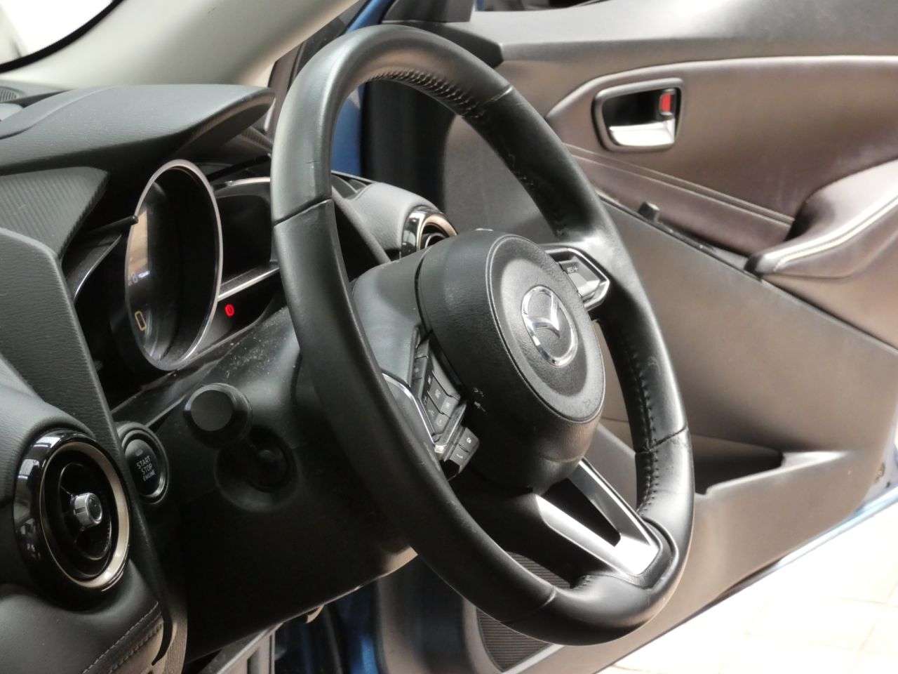 2018 MAZDA MAZDA2 2018 MAZDA MAZDA2