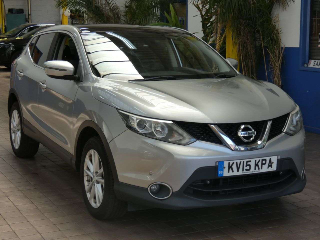 A 2015 NISSAN QASHQAI 1.6 dCi Acenta Premium SUV 5dr Diesel Manual 2WD Euro 5 (s/s) (130 ps) NICE A 2015 NISSAN QASHQAI 1.6 dCi Acenta Premium SUV 5dr Diesel Manual 2WD Euro 5 (s/s) (130 ps) NICE