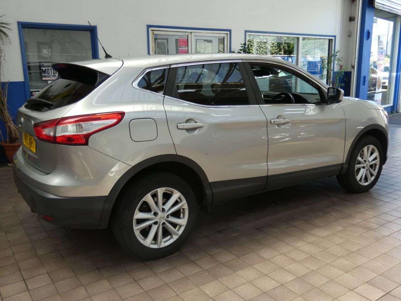 2015 NISSAN QASHQAI 2015 NISSAN QASHQAI