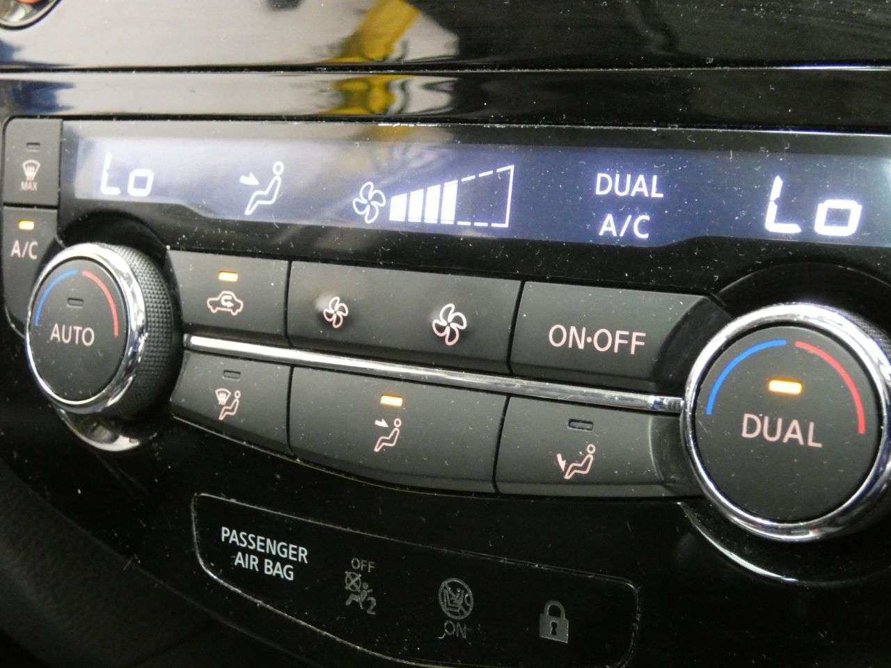2015 NISSAN QASHQAI 2015 NISSAN QASHQAI