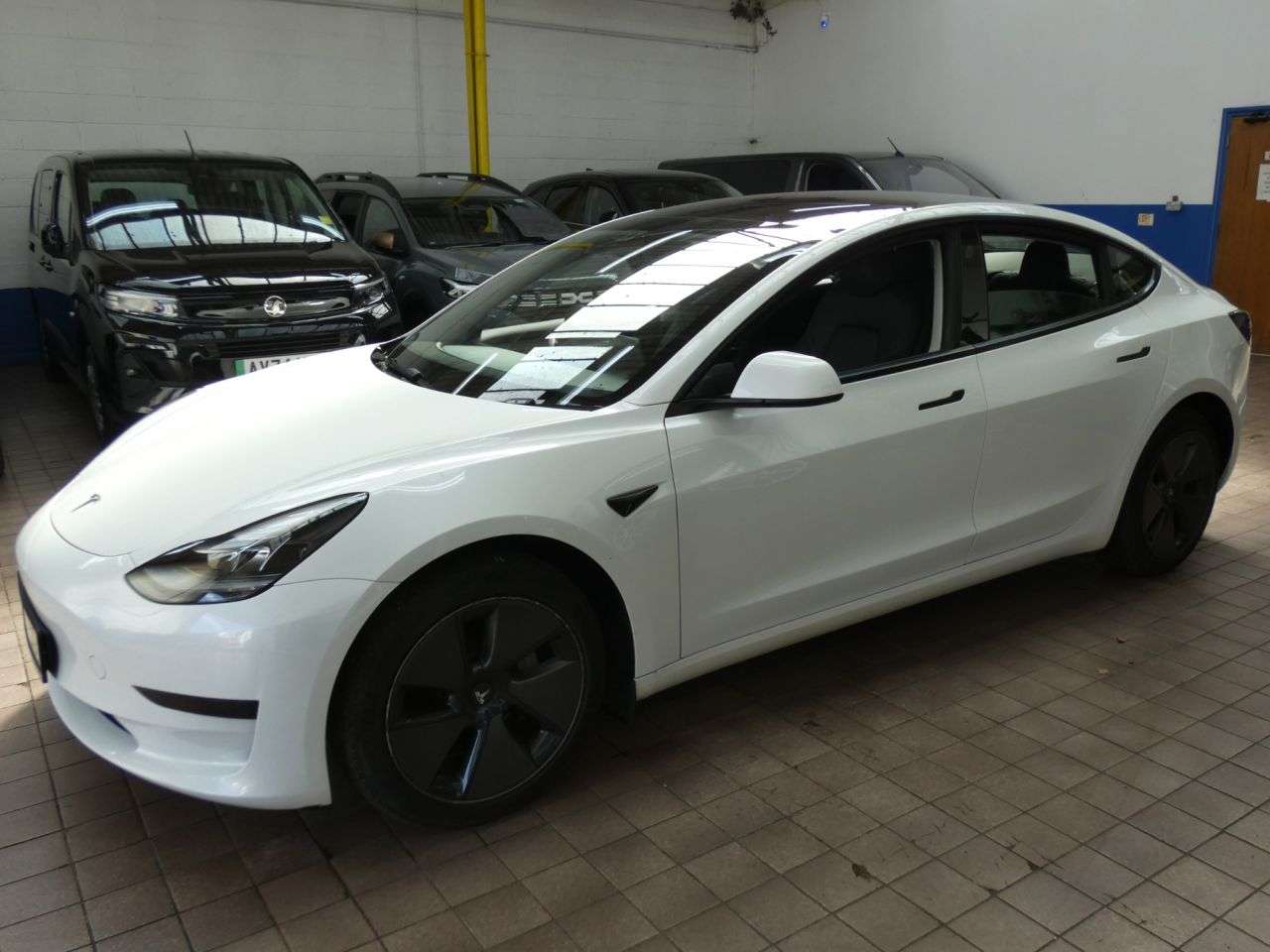 2023 TESLA MODEL 3 2023 TESLA MODEL 3