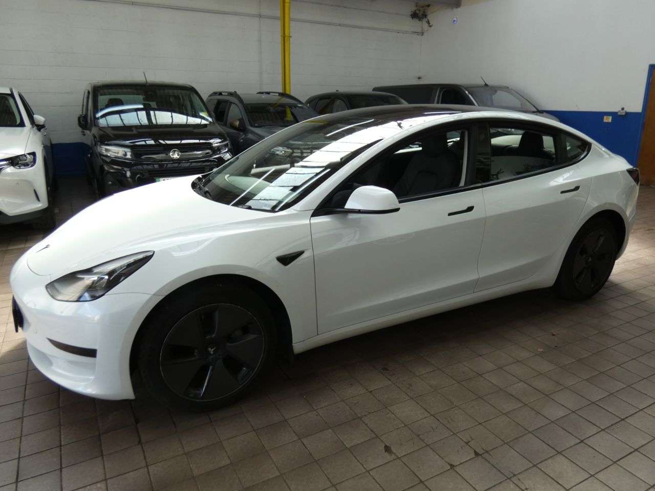 2023 TESLA MODEL 3 2023 TESLA MODEL 3