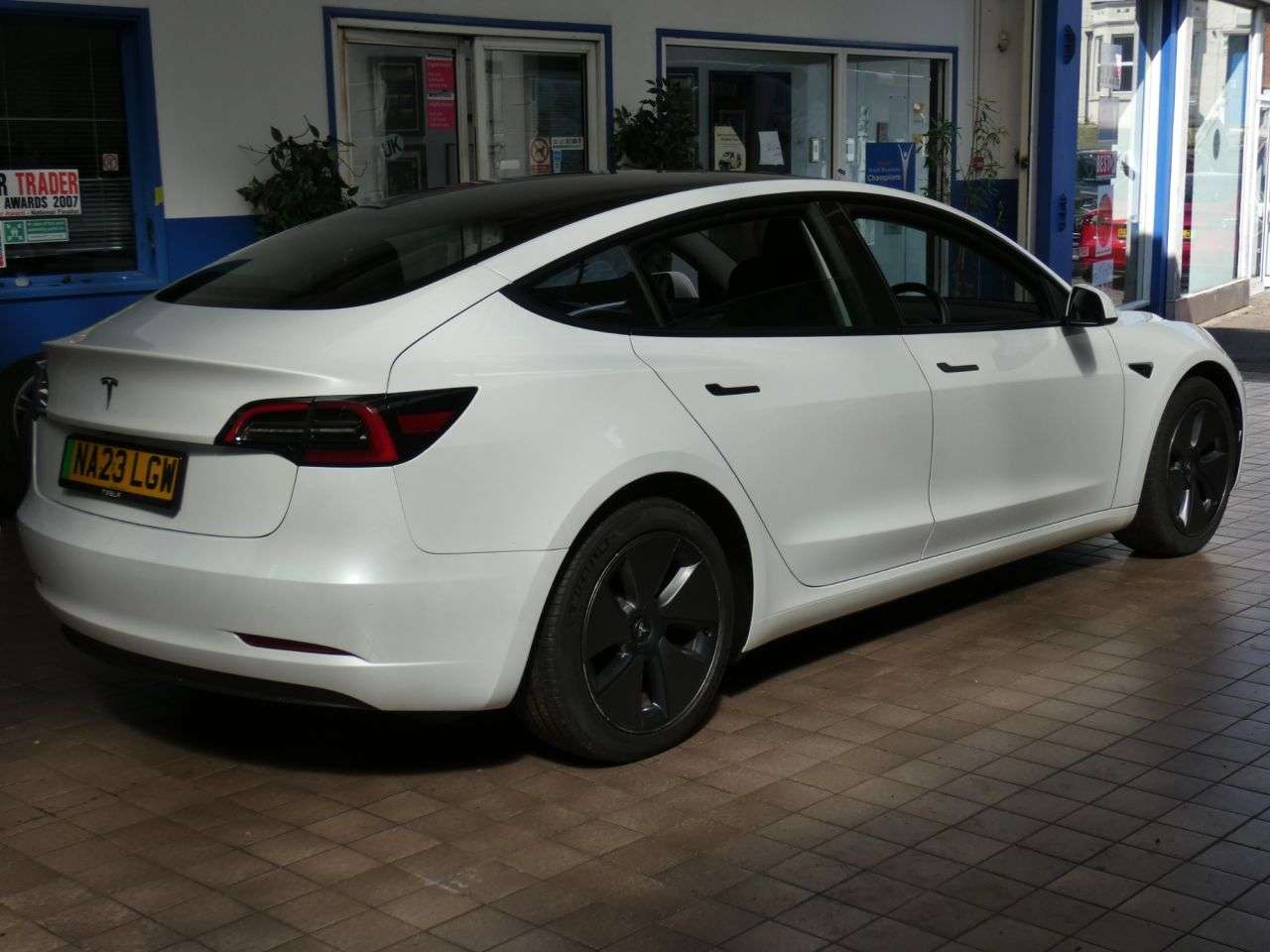 2023 TESLA MODEL 3 2023 TESLA MODEL 3