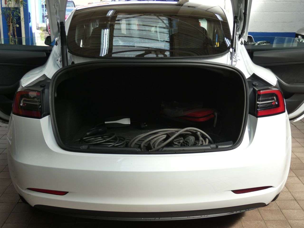 2023 TESLA MODEL 3 2023 TESLA MODEL 3