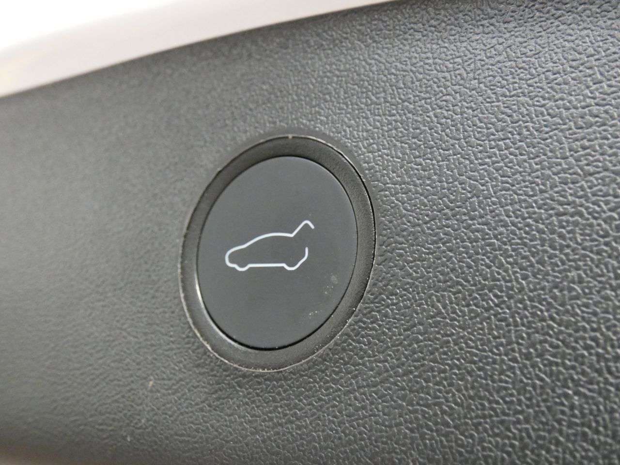2023 TESLA MODEL 3 2023 TESLA MODEL 3