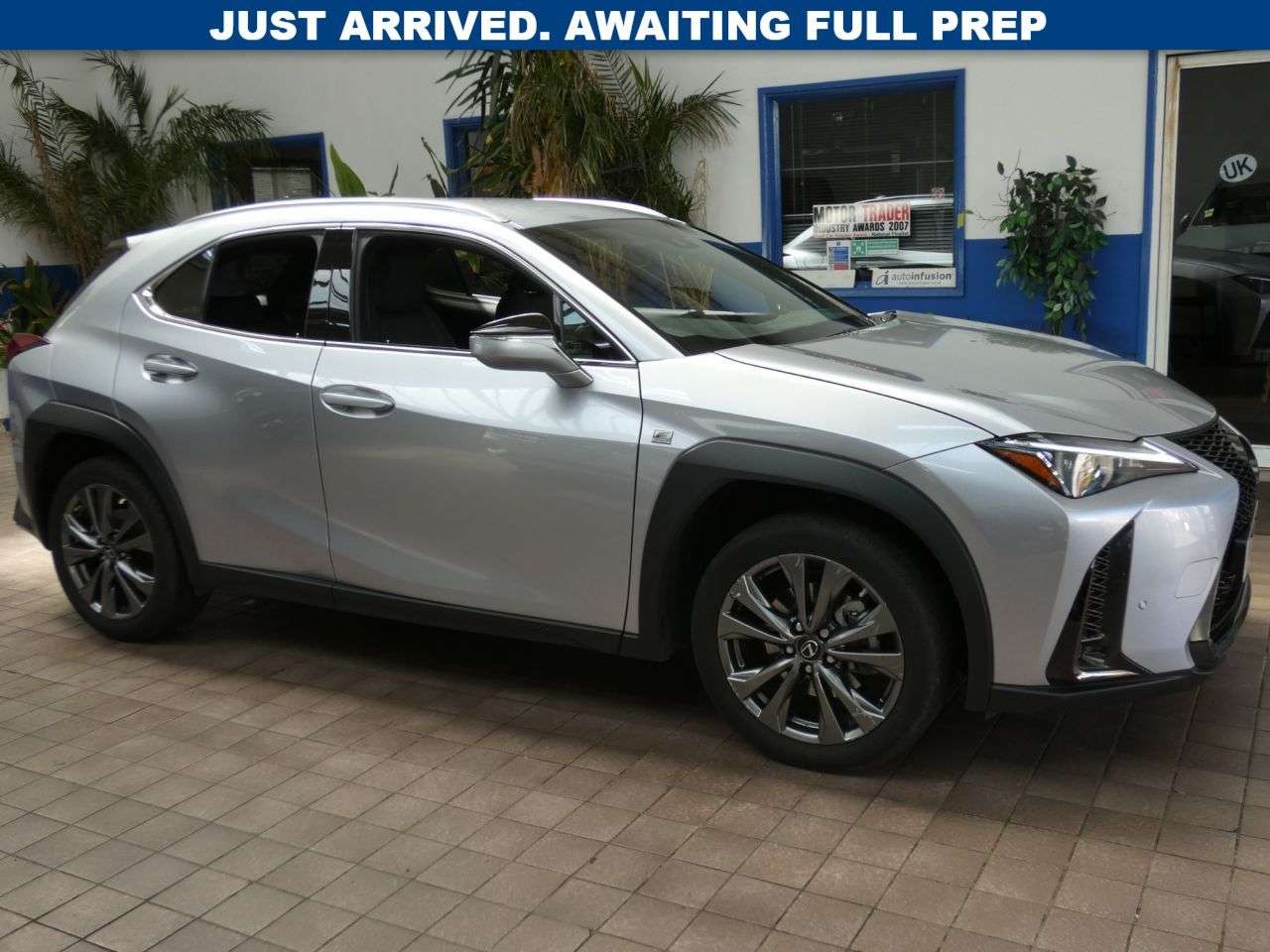 A 2023 LEXUS UX 2.0 250h F Sport Design SUV 5dr Petrol Hybrid E-CVT Euro 6 (s/s) (184 ps) 3 A 2023 LEXUS UX 2.0 250h F Sport Design SUV 5dr Petrol Hybrid E-CVT Euro 6 (s/s) (184 ps) 3