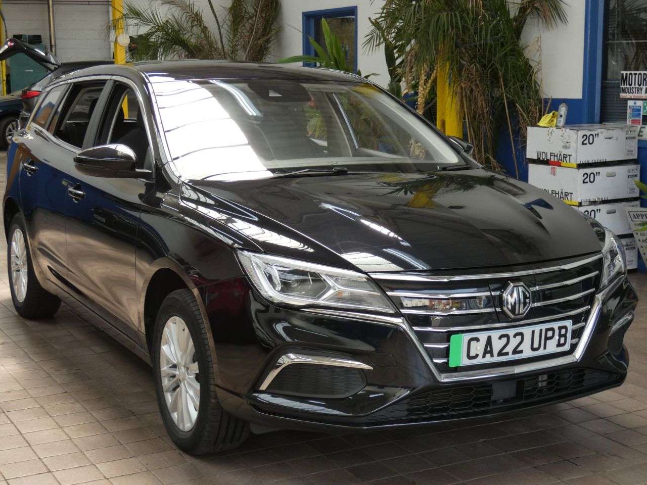 A 2022 MG MG5 61.1kWh Excite Long Range Estate 5dr Electric Auto (156 ps) 1 OWNER EXCELLE A 2022 MG MG5 61.1kWh Excite Long Range Estate 5dr Electric Auto (156 ps) 1 OWNER EXCELLE